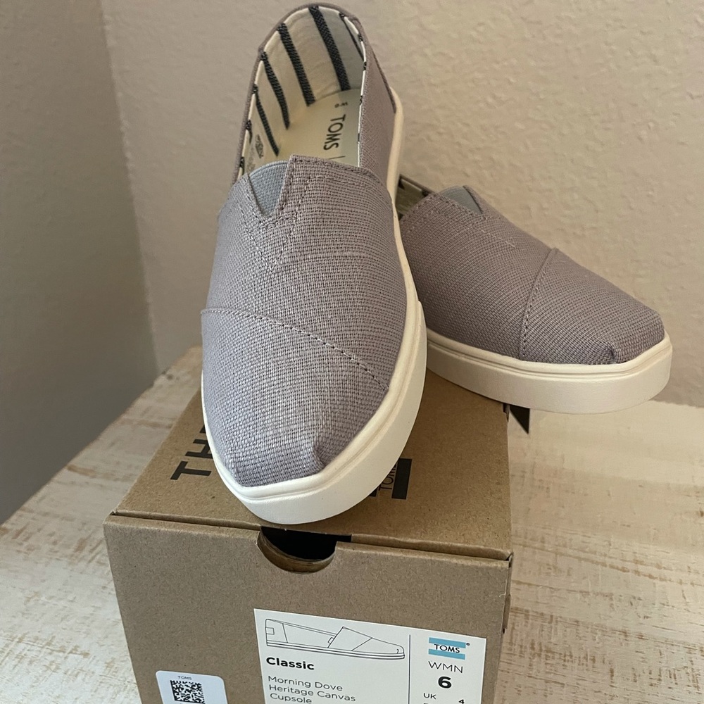 Toms Canvas Slip On Shoes -NEW